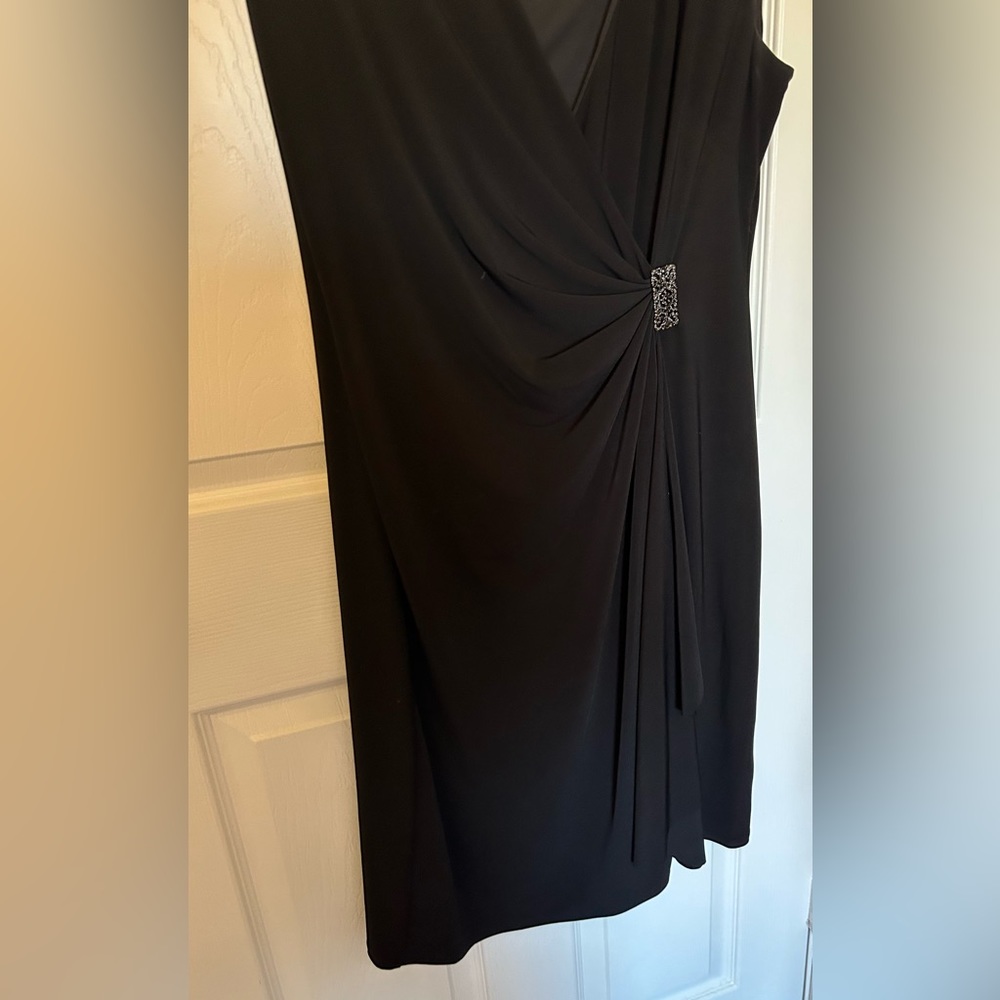 American Living by Ralph Lauren Black Waterfall Sheath Brooch Accented Dress - Picture 2 of 9